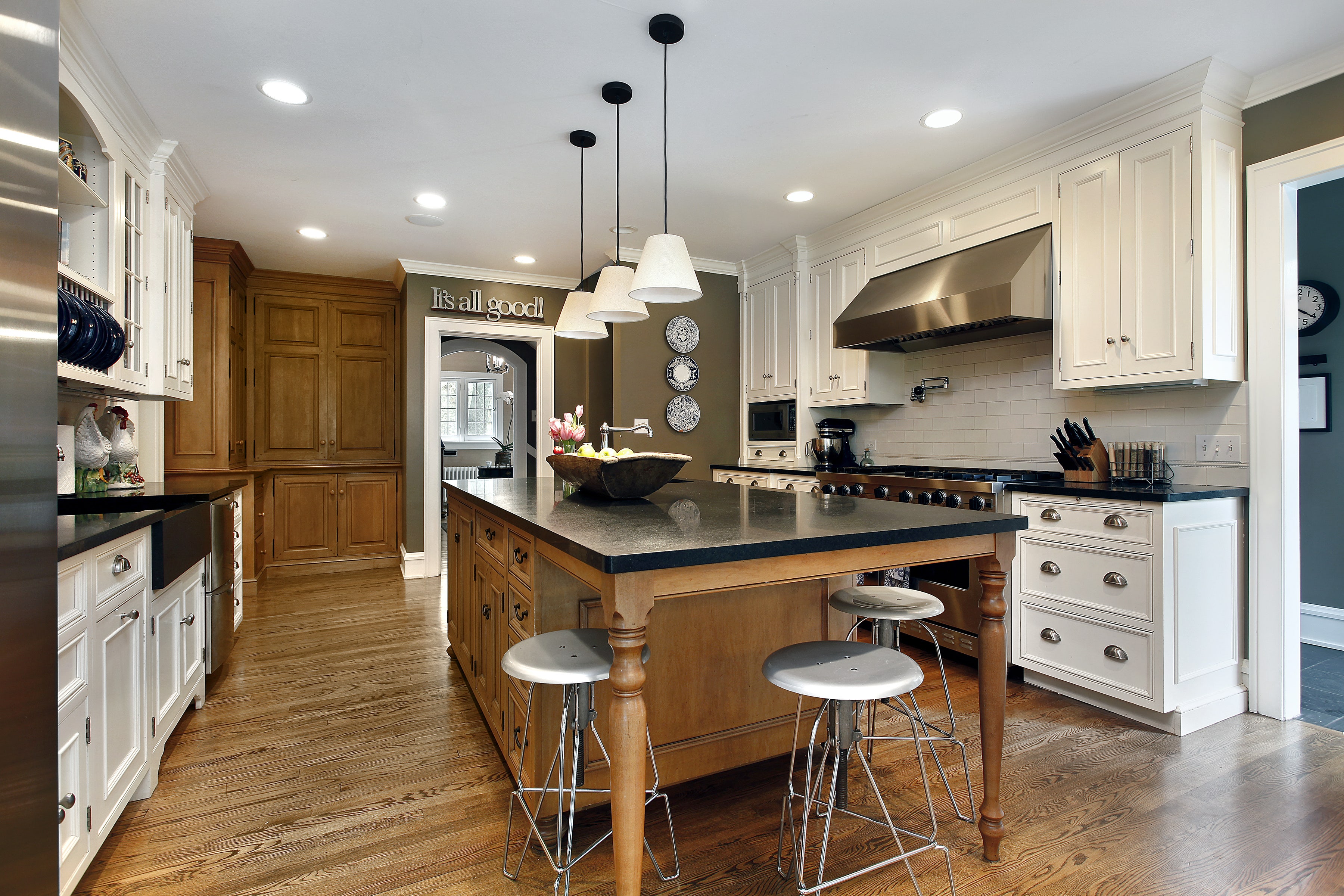6 Benefits of Stainless Steel Appliances for Your Kitchen