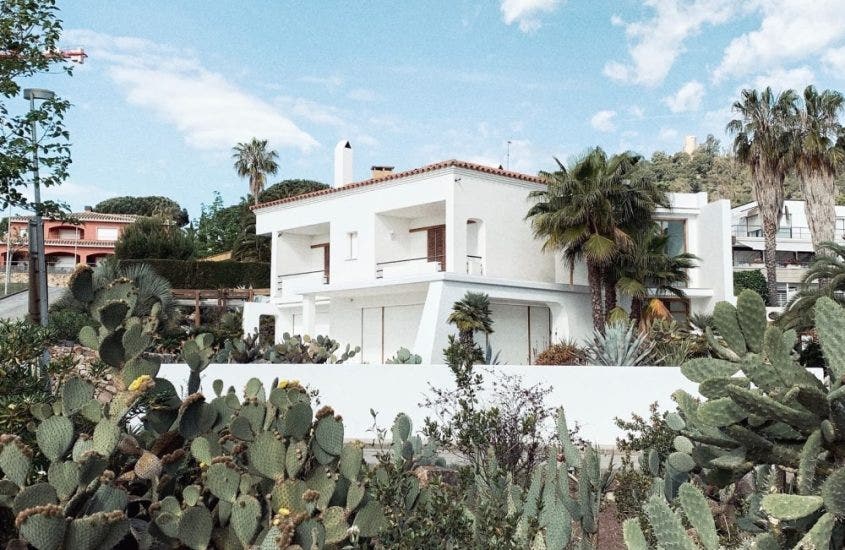 Spanish Colonial Design - Modern Home