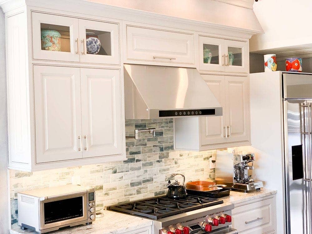 How To Paint Kitchen Cabinets 5 Easy Steps - How To Paint Walls Around Kitchen Cabinets