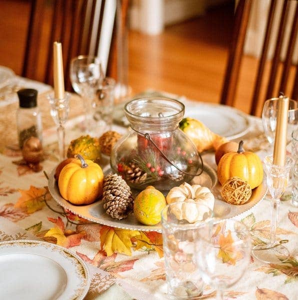 16 Amazing Thanksgiving Table Decor Ideas