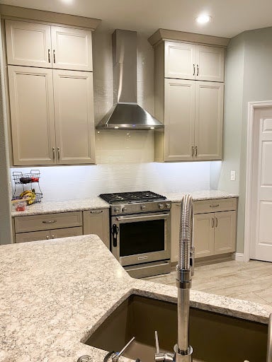 PLJW 129 with Beige Cabinets