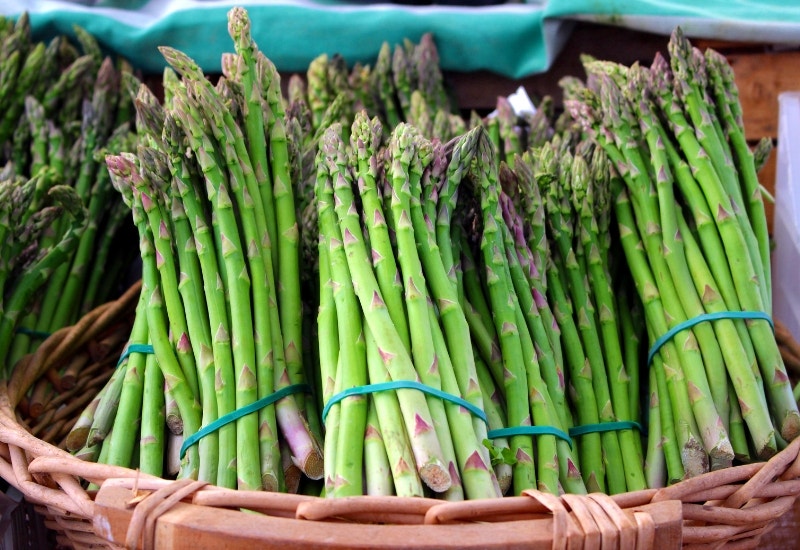 how to revive wilted asparagus fast and easy