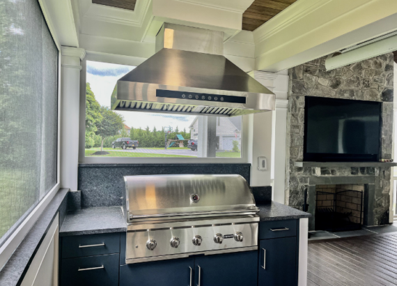 Range hood over grill in enclosed kitchen - outdoor range hood buyer's guide