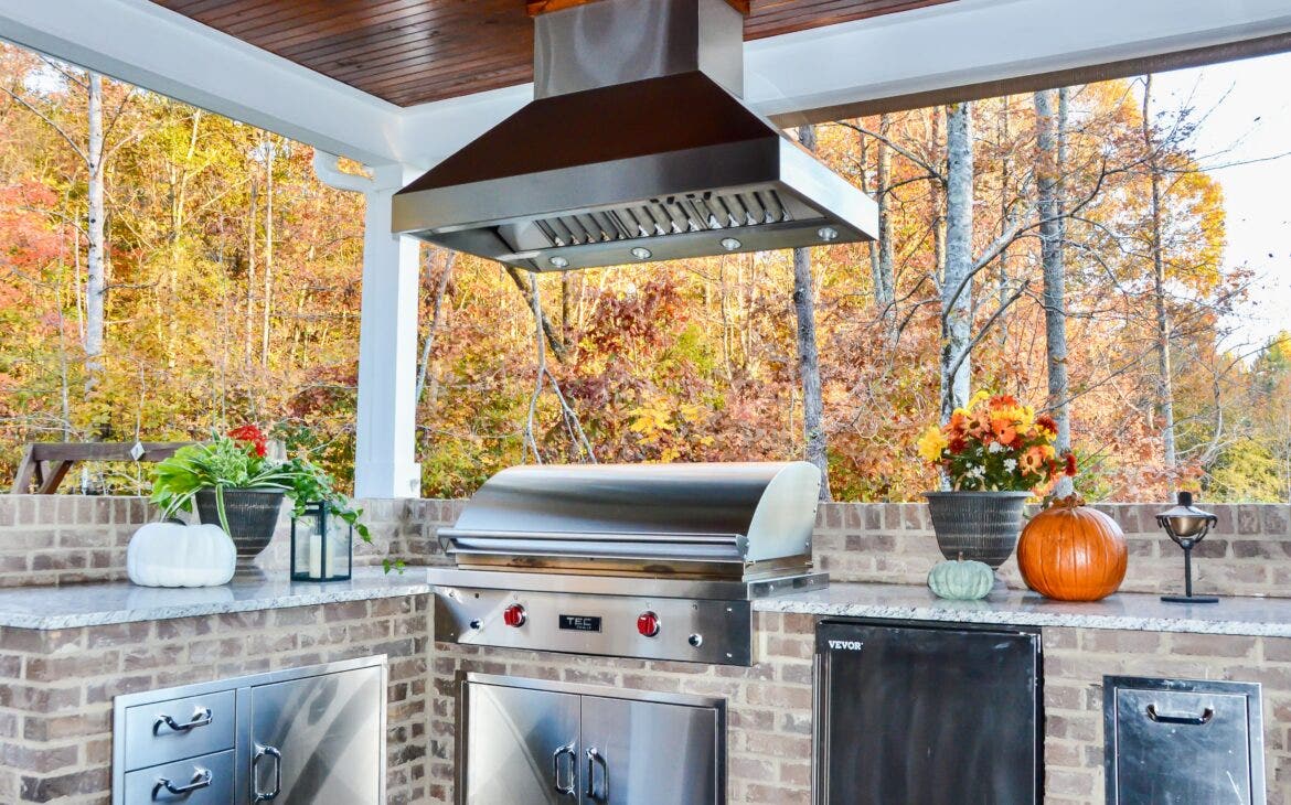 outdoor kitchen in the fall  - Proline Range Hoods - prolinerangehoods.com